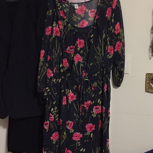 Dress - Picture 1 of 3